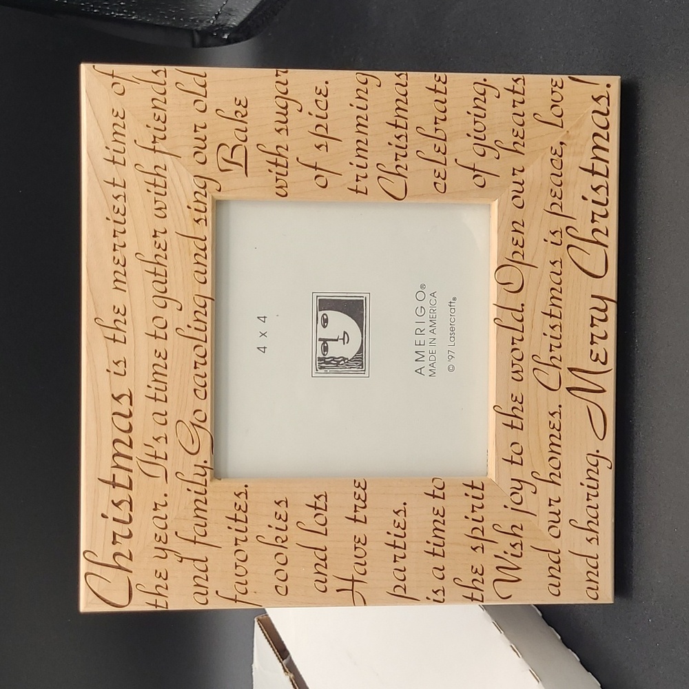 Amerigo Maple Engraved Christmas Photo Frame 7" Square NIB